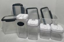 Assorted Plastic Canisters With Lid