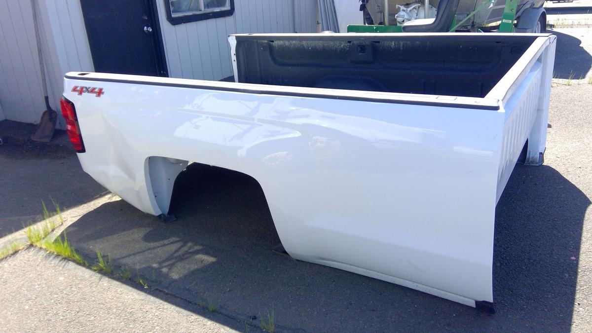 Chevy Silverado Truck Bed, with tailgate