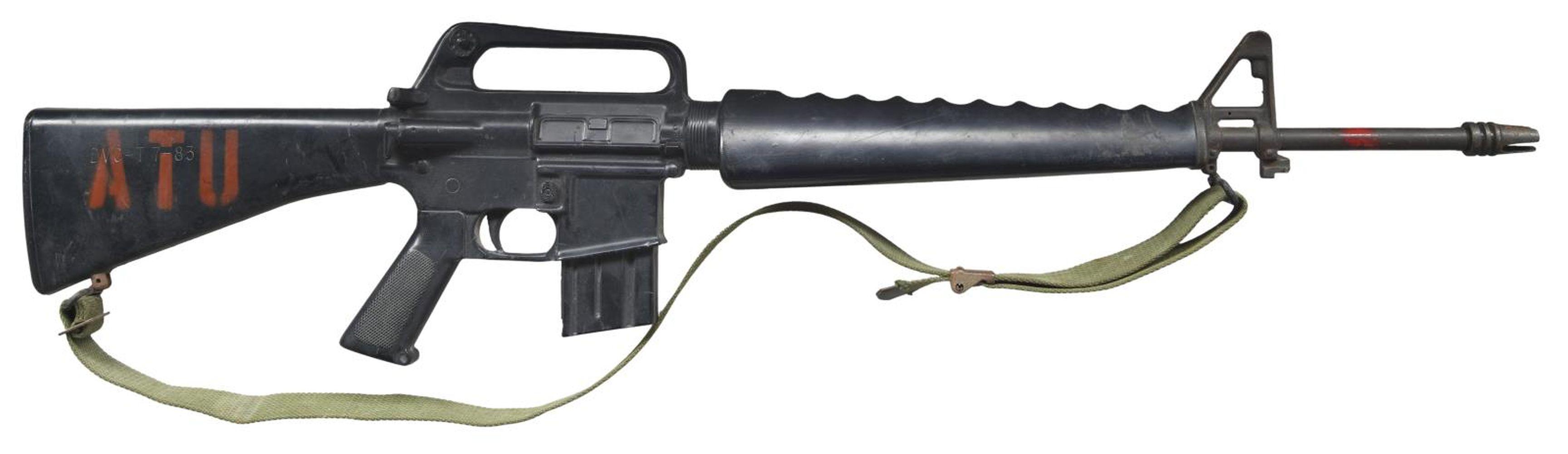 "RUBBER DUCK" COLT M16A1 TRAINING RIFLE.