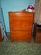 5 drawer vintage chest of drawers