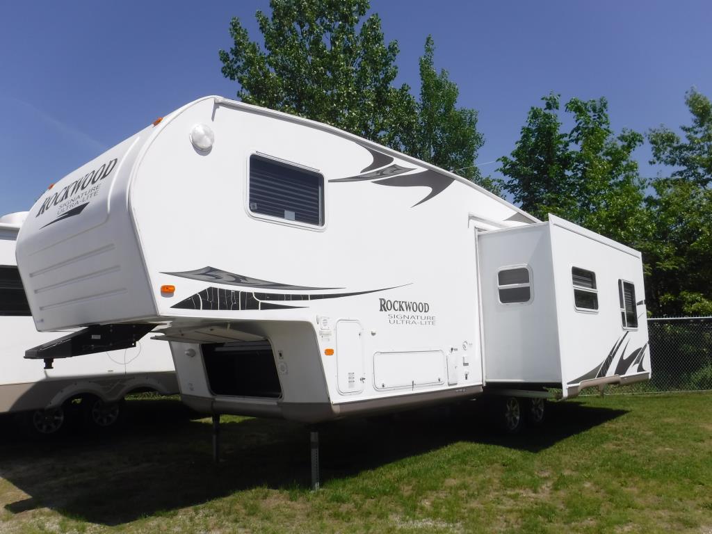 2008 Forest River Rockwood Signature 8280SS