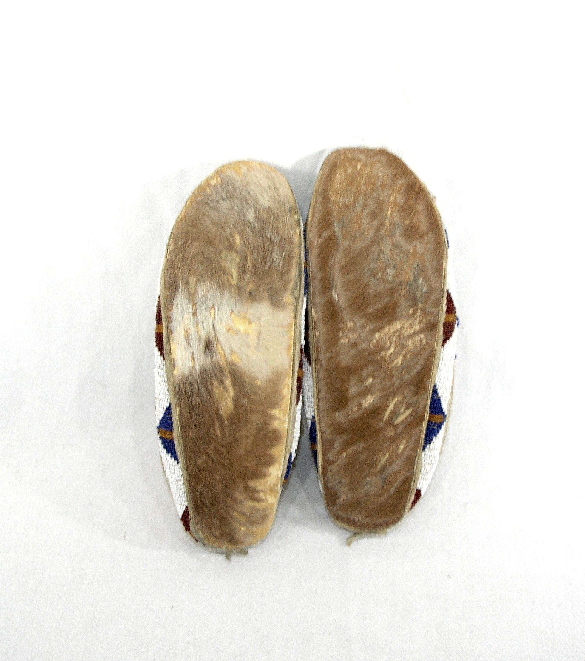 Pair Of Vintage Naitive American Indian Moccasins Great Condition Almost Li