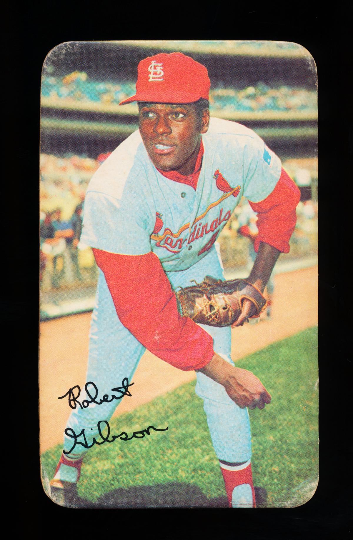 1970 Topps Super Baseball Card #33 Hall of Famer Bob Gibson St Louis Cardin
