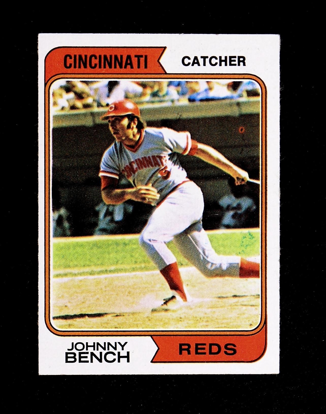 1974 Topps Baseball Card #10 Hall of Famer Johnny Bench Cincinnati Reds