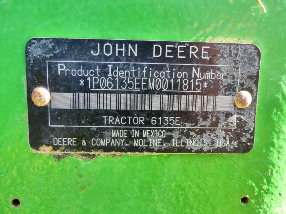 2021 John Deere 6135E