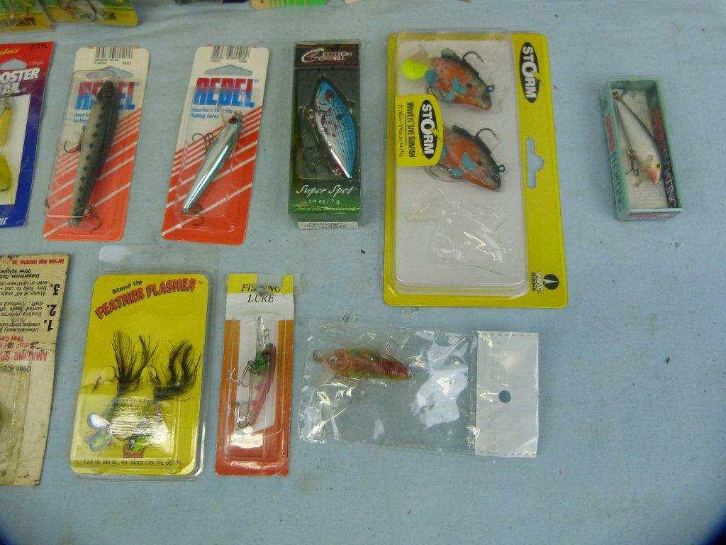 Tote of 30 new fishing lures