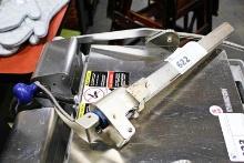 EDLUND 100H COMMERCIAL CAN OPENER