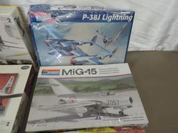 8 piece airplane model assortment.
