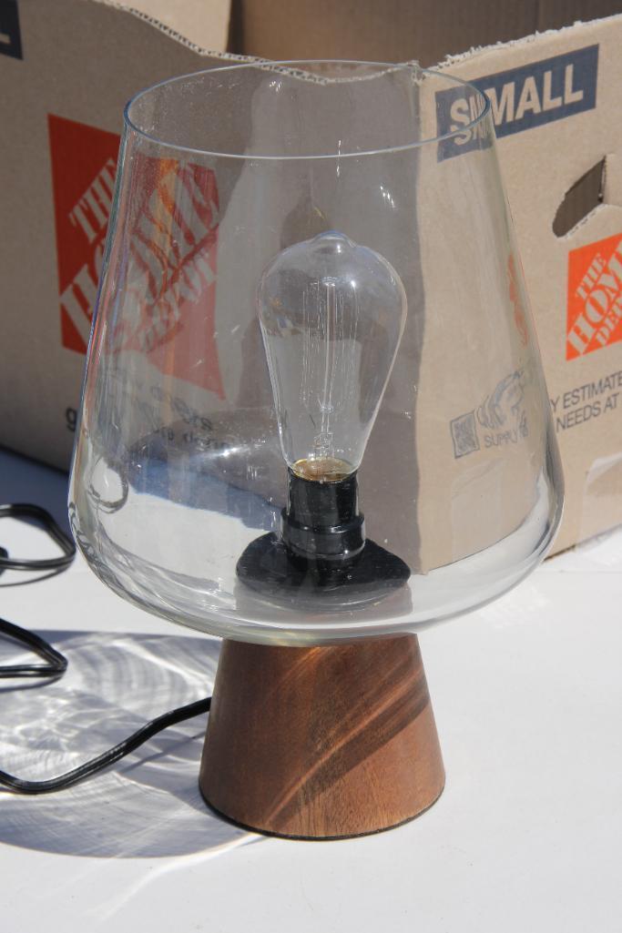 Stylish Wood and Glass Edison Bulb Table Lamp