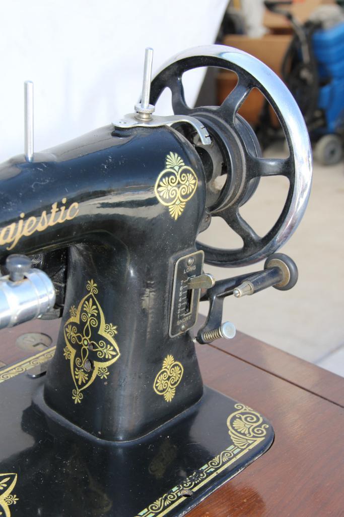 Cool Old Majestic Electric Sewing Machine in Wood Table